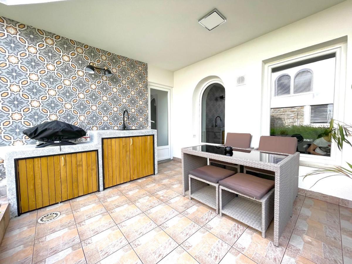 Happy Casa Oldtown Boutique Apartment Koper Ngoại thất bức ảnh