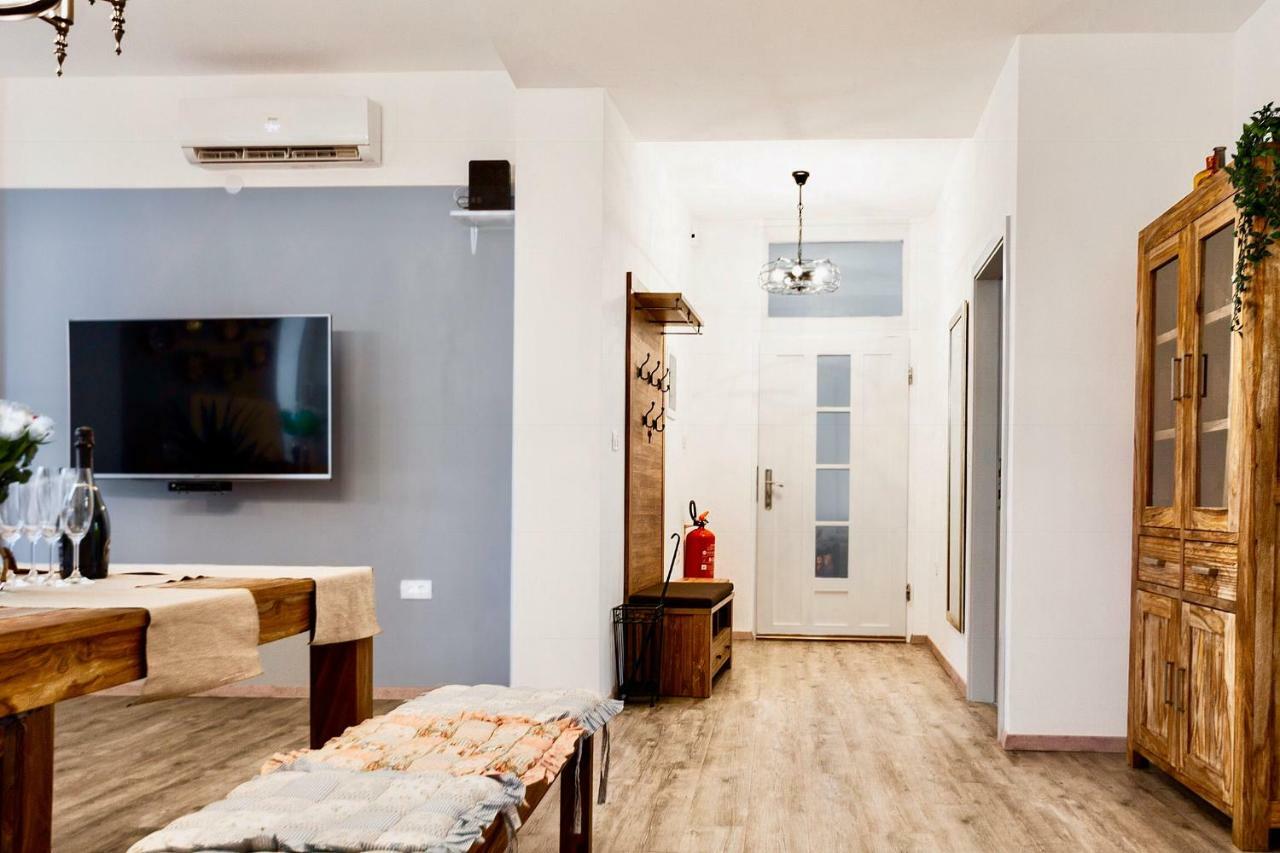 Happy Casa Oldtown Boutique Apartment Koper Ngoại thất bức ảnh